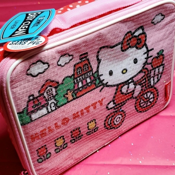 Thermos Other - BOGO🎀NWT Hello Kitty Thermos Lunch Bag